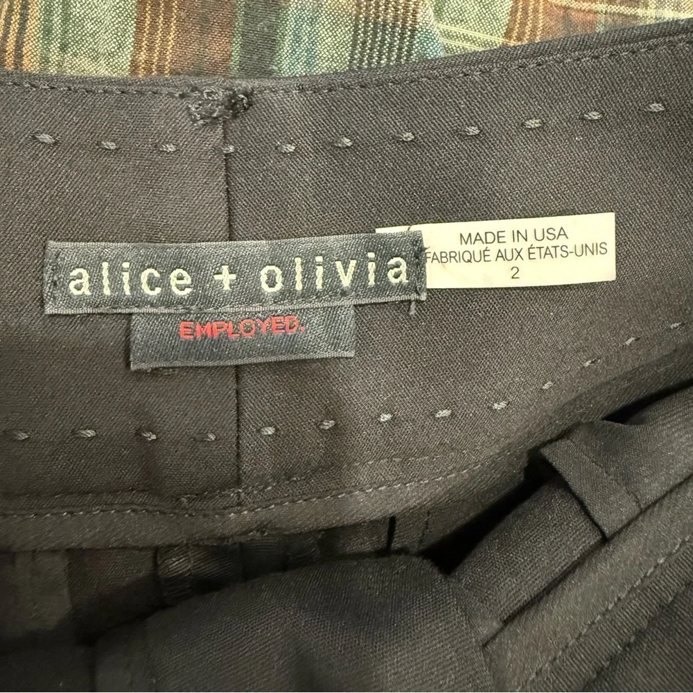 Alice + Olivia Black Women Shorts - Picture 6 of 7
